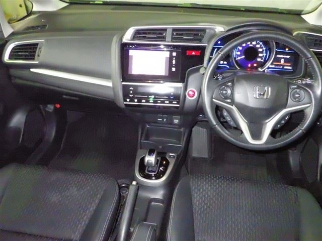 2014 HONDA FIT Hybrid